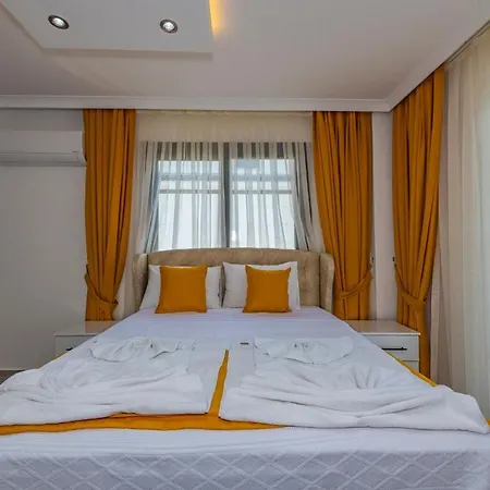 Salkım- 4 Bedroom In Oludeniz Villa