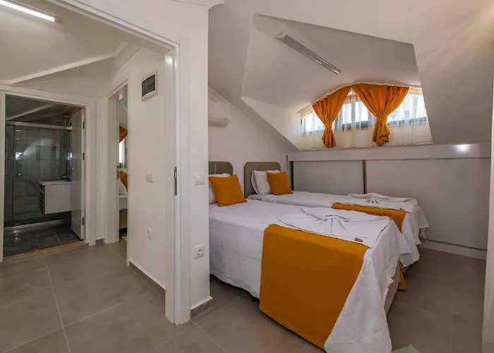 Vila Salkim- 4 Bedroom In Oludeniz Fethiye
