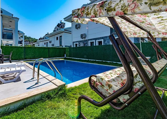 Salkim- 4 Bedroom In Oludeniz Vila *
