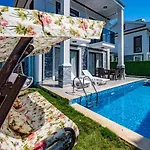 فيلة Salkim- 4 Bedroom In Oludeniz