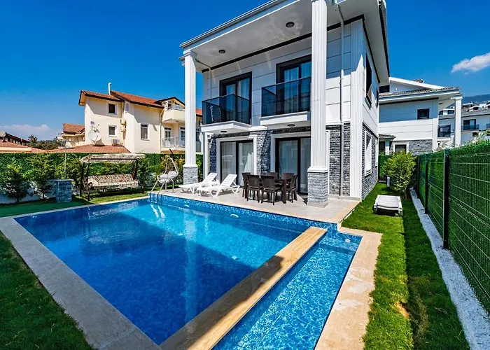 Villa Salkim- 4 Bedroom In Oludeniz *