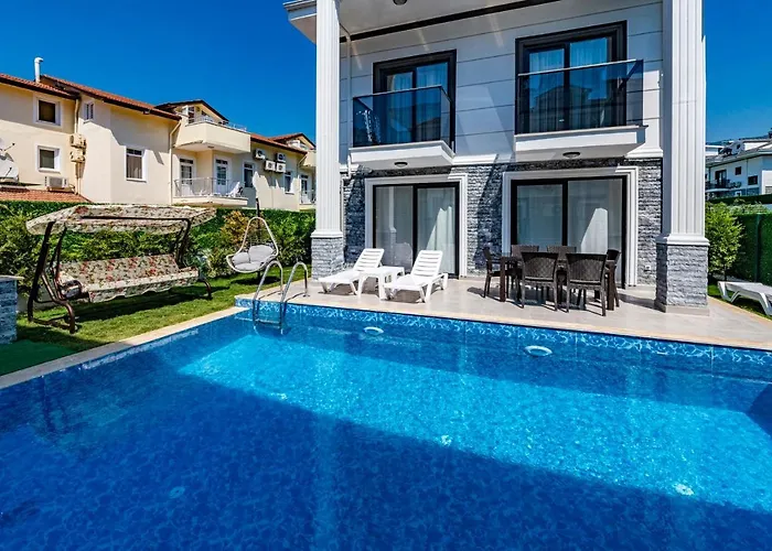 Salkim- 4 Bedroom In Oludeniz Фетхие